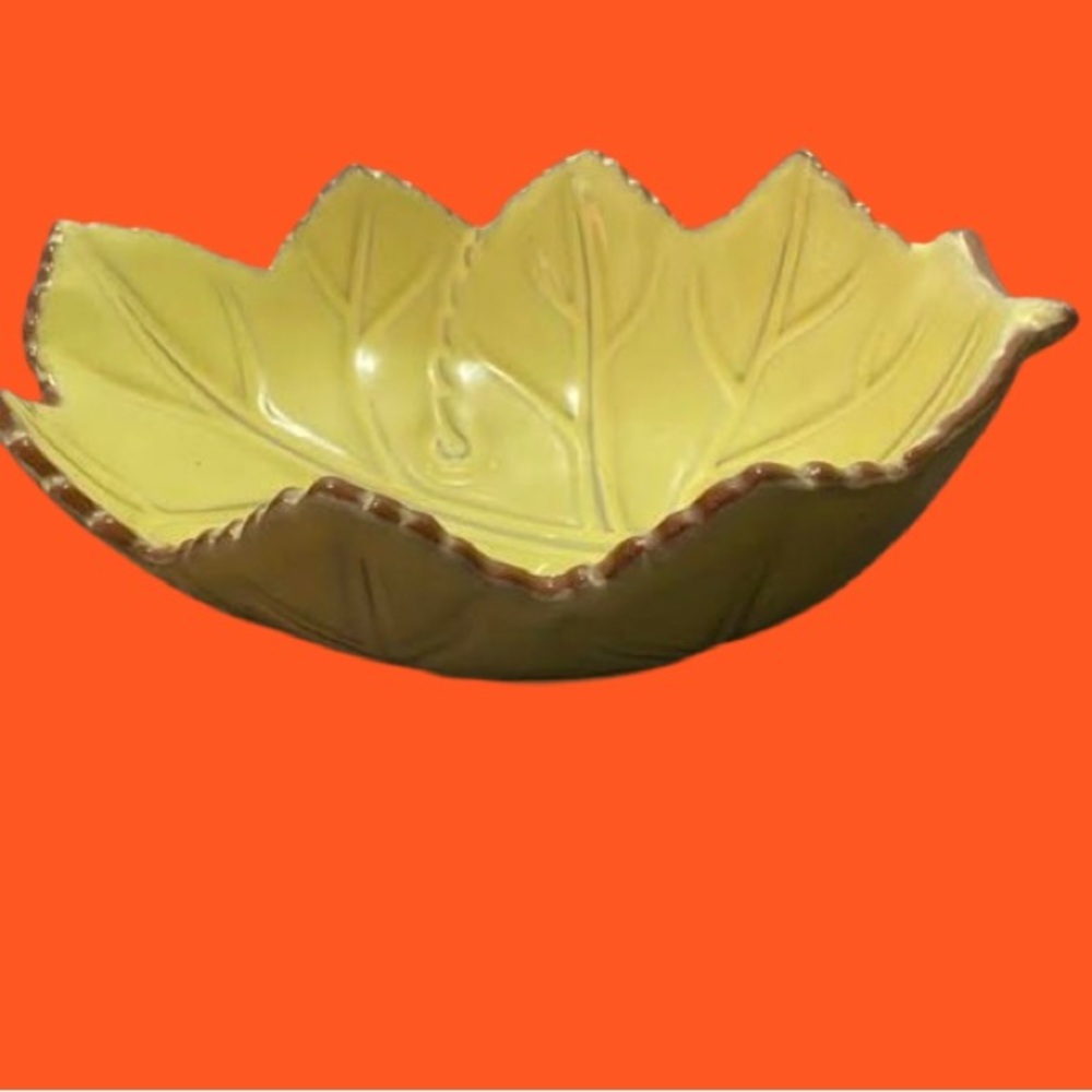 🍂 Large Ceramic Leaf Bowl Style Eyes by Baum Bros Naturals Collection - Picture 5 of 13